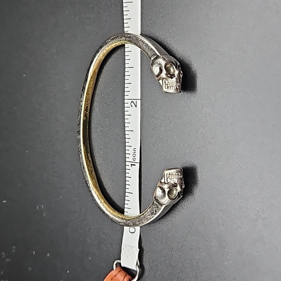Alexander McQueen Double Skull Vintage Metal Bangle - Picture 5 of 5